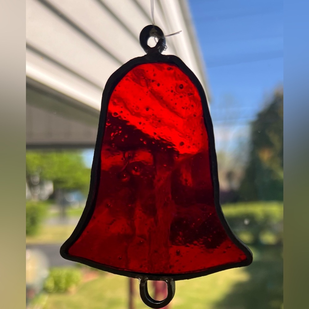 Vtg Christmas Bell Suncatcher Stained Glass Morgan Bockius Red Silver Toned